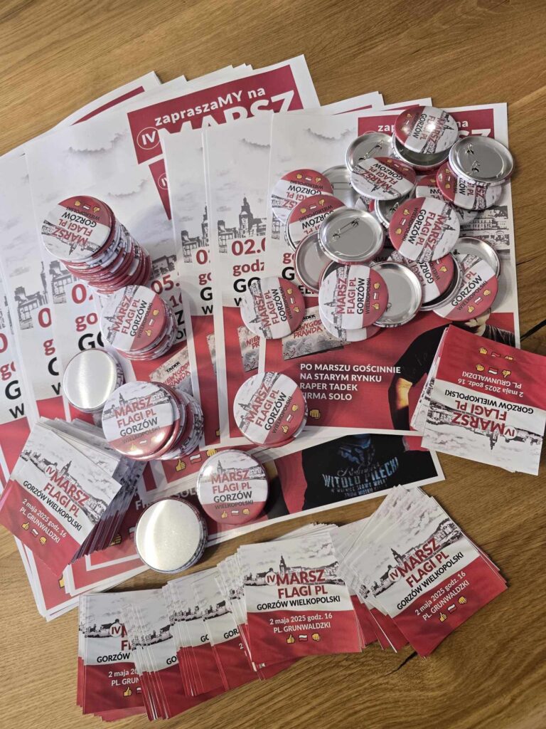 Gadżety Patriotyczne, przypinki, magnesy, wlepki, naklejki - Marsz Flagi