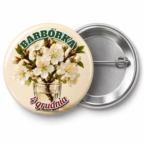 Przypinka Barbórka Gałązka Wiśni: przypinka na Barbórkę z napisem BARBÓRKA oraz polem data (np. 4 grudnia) – przód i aluminiowy tył z agrafką