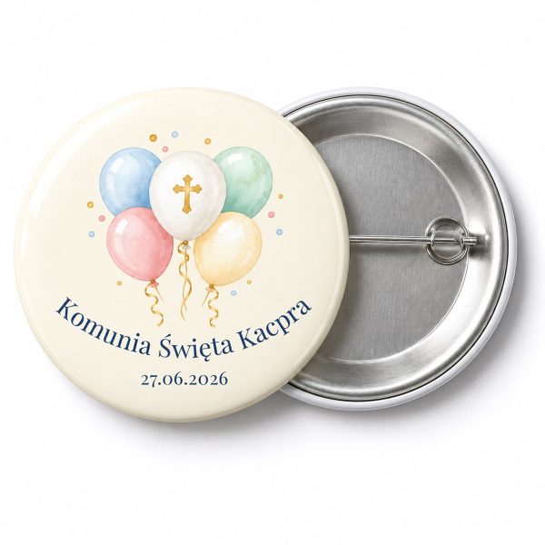 Przypinka na Komunię: pastelowe balony ze złotym krzyżykiem i konfetti, napis Komunia Święta Kacpra – przód i aluminiowy tył z agrafką