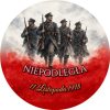 Wzór: Przypinka Niepodległa Żołnierze 1918 – napis NIEPODLEGŁA i pole napis dolny na biało-czerwonej grafice