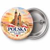 Przypinka Polska w Naszych Sercach: przypinka na 11 Listopada z napisem POLSKA zawsze w naszych sercach – przód i aluminiowy tył z agrafką