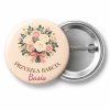 Przypinka Przyszła Babcia: kolorowa przypinka na baby shower z napisem PRZYSZŁA BABCIA oraz polem imię (np. Basia) – przód i aluminiowy tył z agrafką