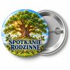 Przypinka Spotkanie Rodzinne Dąb: kolorowa przypinka na zjazd rodzinny z napisem SPOTKANIE RODZINNE – przód i aluminiowy tył z agrafką