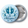 Przypinka To Chłopiec: kolorowa przypinka na baby shower z napisem To chłopiec! – przód i aluminiowy tył z agrafką