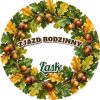 Wzór: Przypinka Zjazd Rodzinny Wieniec Dębowy – napis ZJAZD RODZINNY i pole miejscowość na pastelowym tle